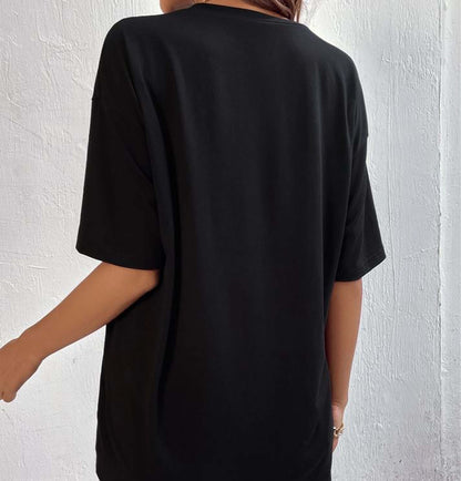 Identical - Oversized black tee
